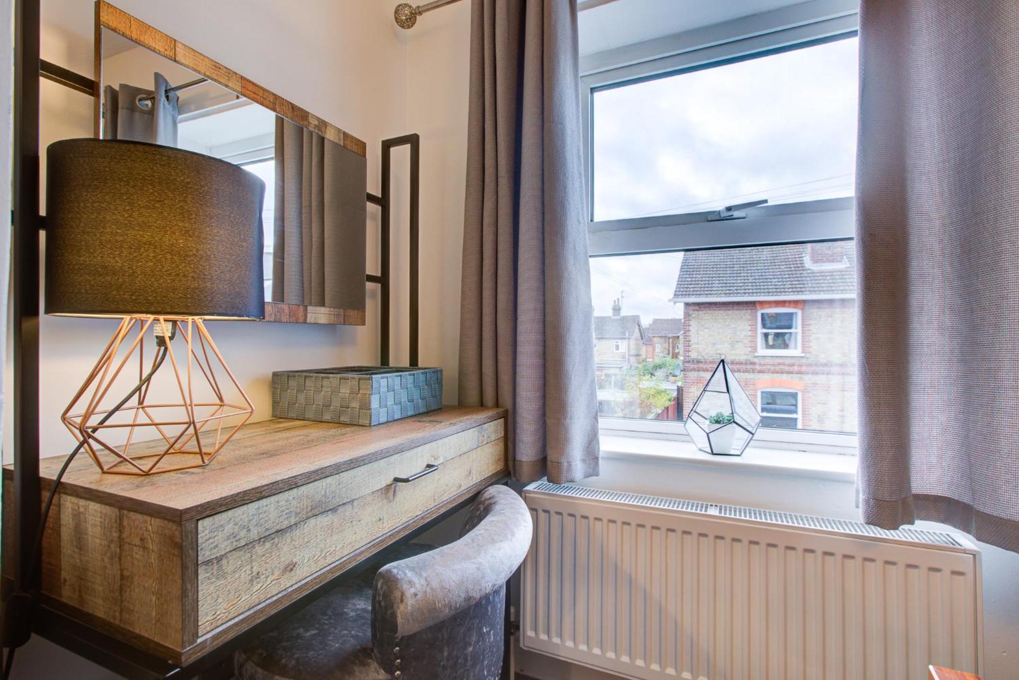 'Number 11' Central Colchester - Super Convenient 2 X Double Bed 1 X Single Bed Cottage Plus Office & Garden, 8 Min Walk Nth Station & Town Ctr, 2 Min Walk Local Shops & Restaurants ภายนอก รูปภาพ