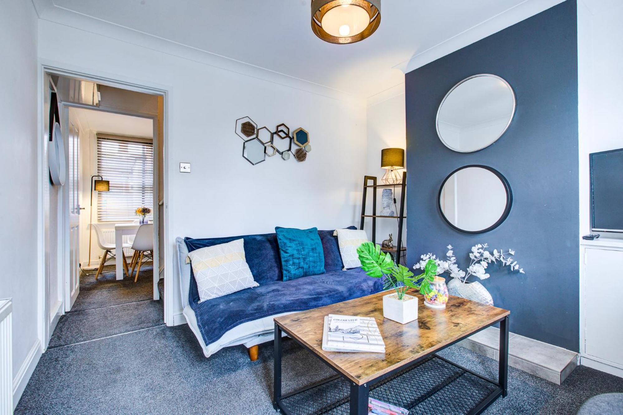 'Number 11' Central Colchester - Super Convenient 2 X Double Bed 1 X Single Bed Cottage Plus Office & Garden, 8 Min Walk Nth Station & Town Ctr, 2 Min Walk Local Shops & Restaurants ภายนอก รูปภาพ