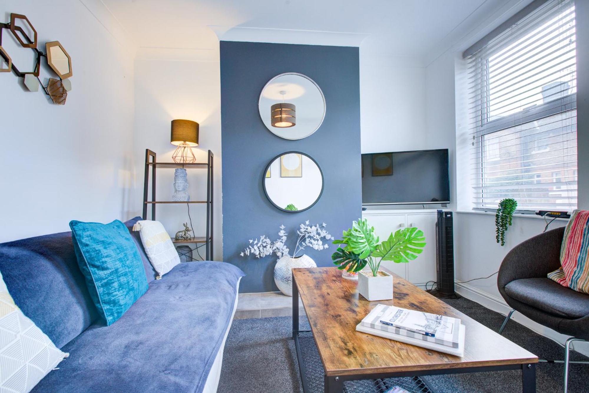 'Number 11' Central Colchester - Super Convenient 2 X Double Bed 1 X Single Bed Cottage Plus Office & Garden, 8 Min Walk Nth Station & Town Ctr, 2 Min Walk Local Shops & Restaurants ภายนอก รูปภาพ