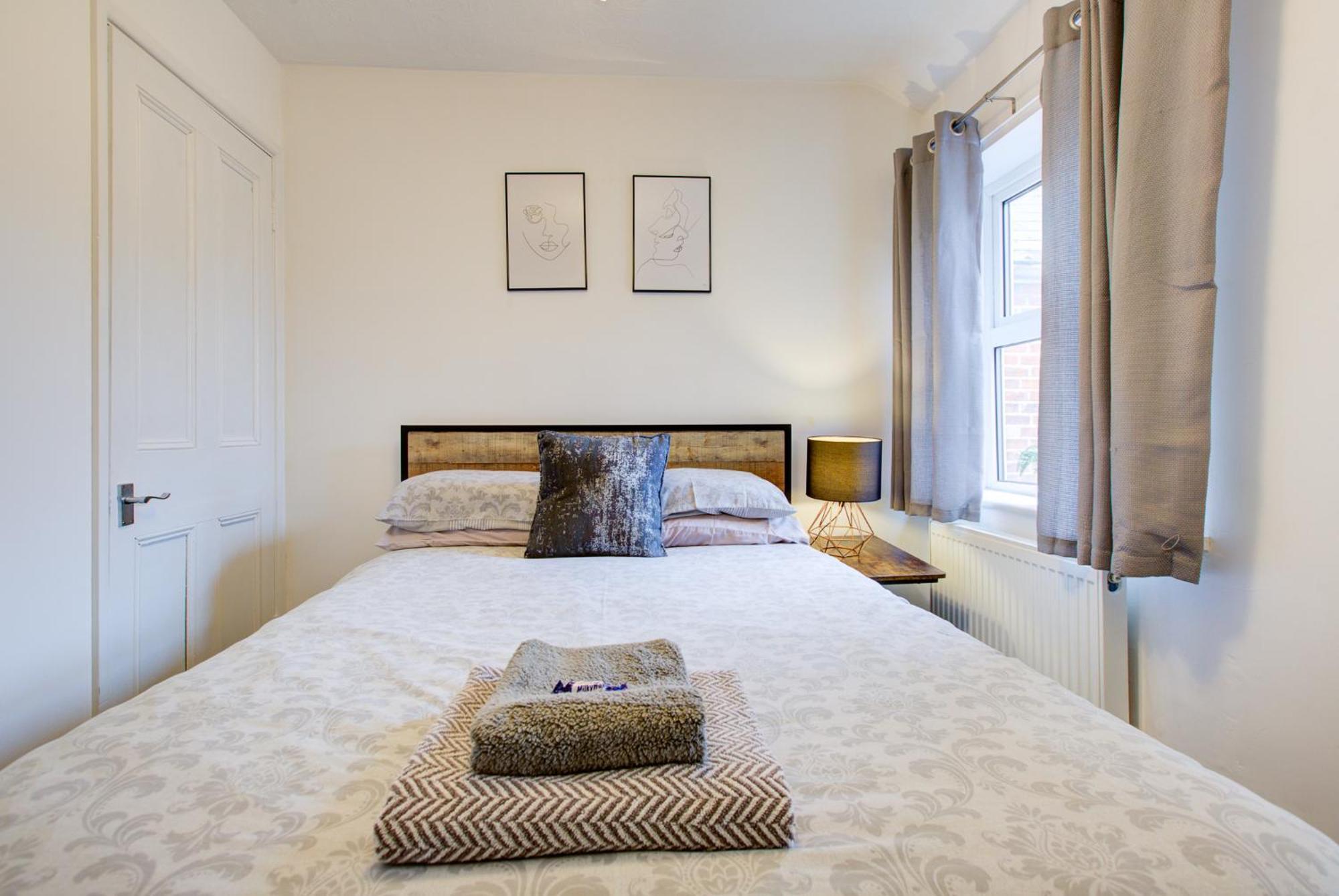 'Number 11' Central Colchester - Super Convenient 2 X Double Bed 1 X Single Bed Cottage Plus Office & Garden, 8 Min Walk Nth Station & Town Ctr, 2 Min Walk Local Shops & Restaurants ภายนอก รูปภาพ