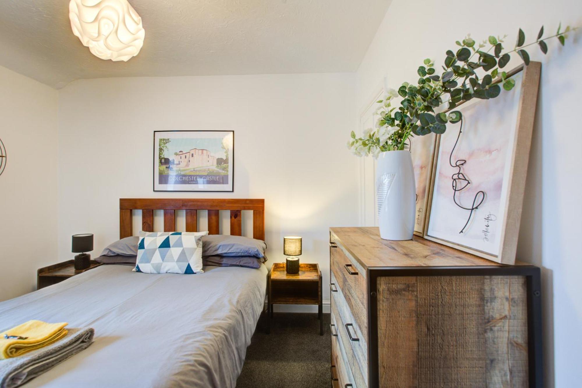 'Number 11' Central Colchester - Super Convenient 2 X Double Bed 1 X Single Bed Cottage Plus Office & Garden, 8 Min Walk Nth Station & Town Ctr, 2 Min Walk Local Shops & Restaurants ภายนอก รูปภาพ